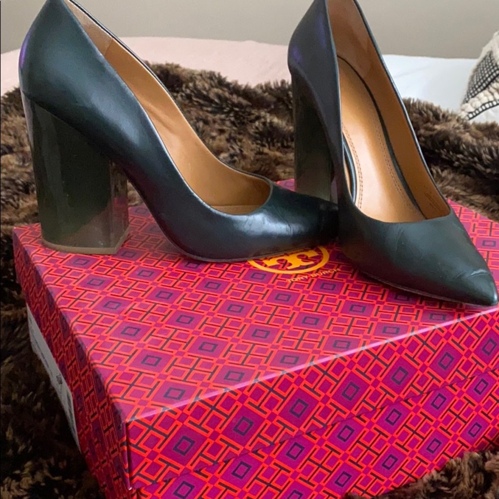 Tory burch pumps